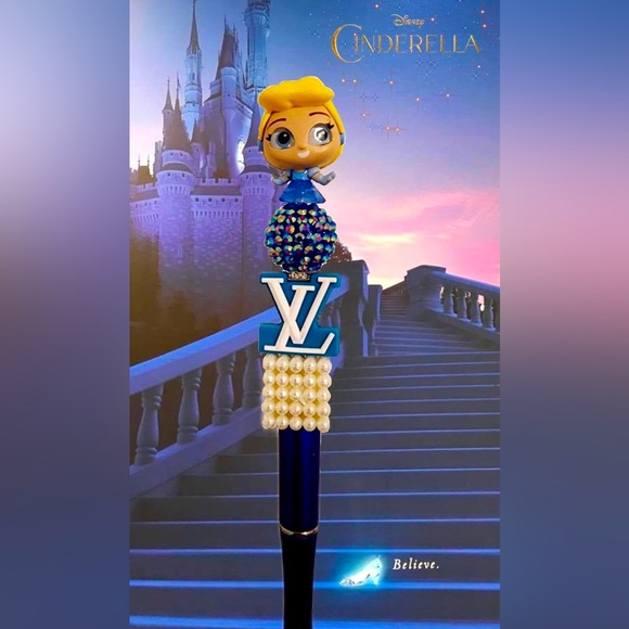 Disney Cinderella Doorable Beaded Pen - Picture 1 of 2